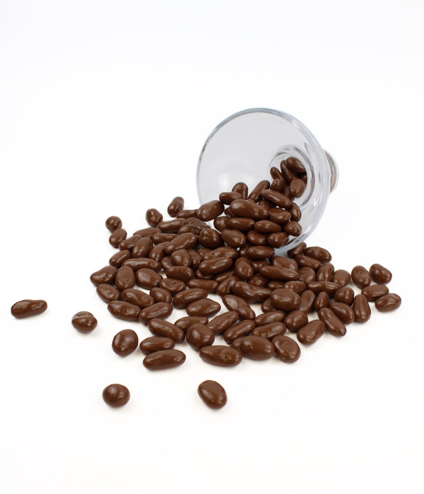 QUEEN CITY CANDY CAVE Milk Chocolate Covered Raisins, 1 Pound, Light Brown, Juicy and Plump Chocolate Raisins