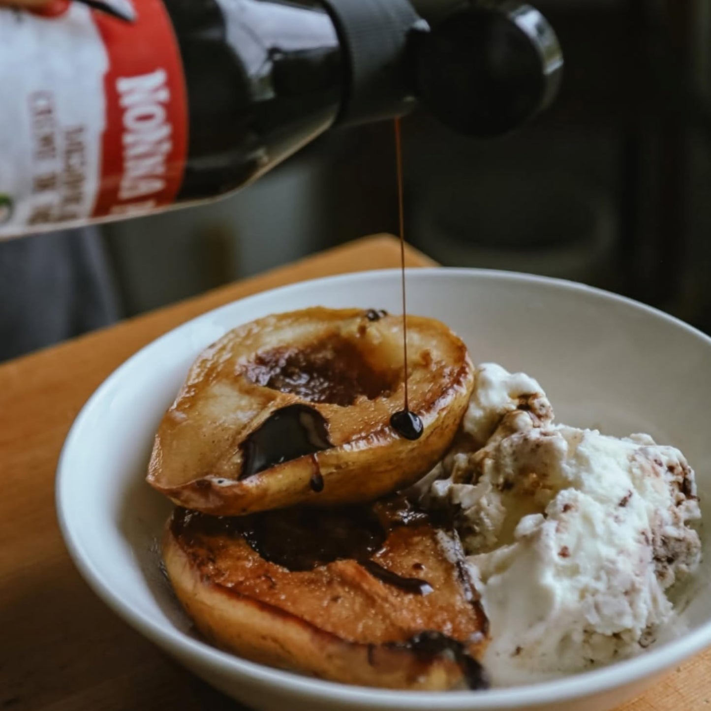 Nonna Pia'S Strawberry Fig Balsamic Glaze - 8.45 Oz | Aged Vinegar From Modena, Italy | Slow Simmered For A Thick, Velvety, And