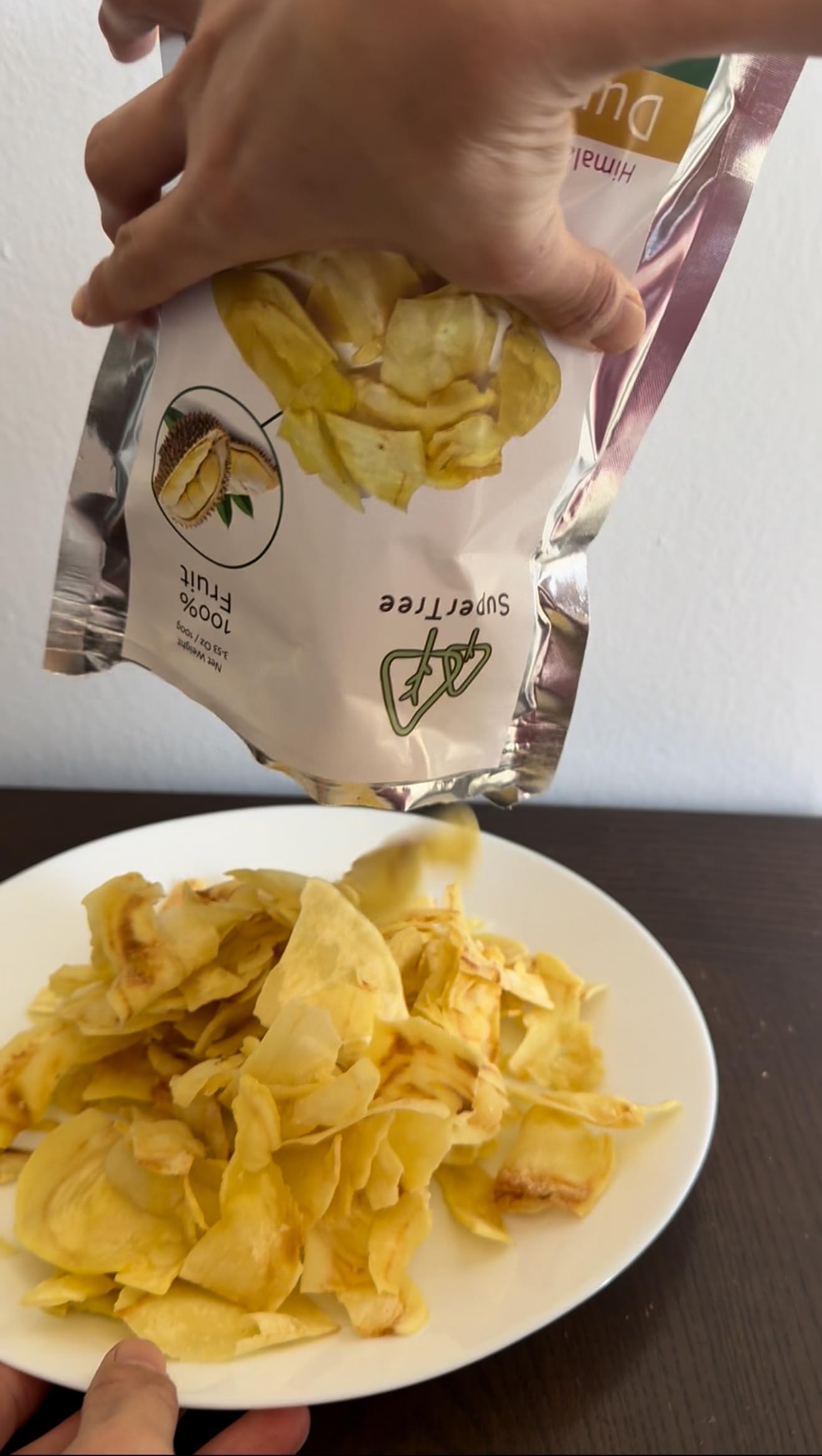 SuperTree Premium Durian Chips, Vacuum Fried, 100% Fruit Snacks, 3.53Oz (100g) Bag, No Additives, Authentic Flavor, Crunchy Texture