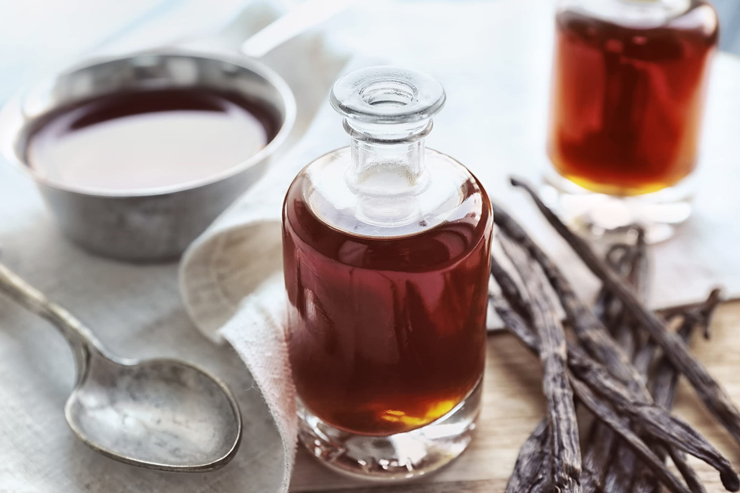 Organic Vanilla Extract - Made With Madagascar Vanilla Beans - 1 Gallon - For Baking, Desserts, Home Cooking And Chefs