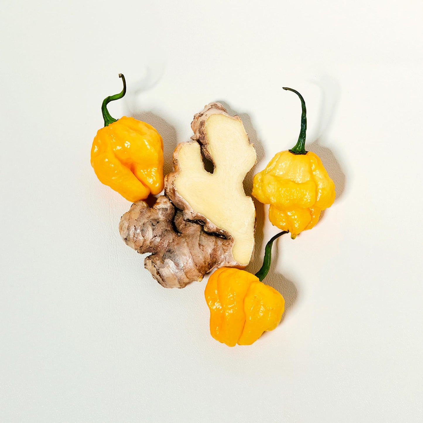 Queen Majesty Scotch Bonnet & Ginger Hot Sauce, 5 Oz - All Natural Scotch Bonnet, Habanero, & Ginger Condiment - Vegan, Kosher,