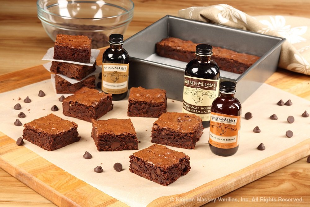 Nielsen-Massey Pure Chocolate Extract, 2 Fl Oz with Gift Box