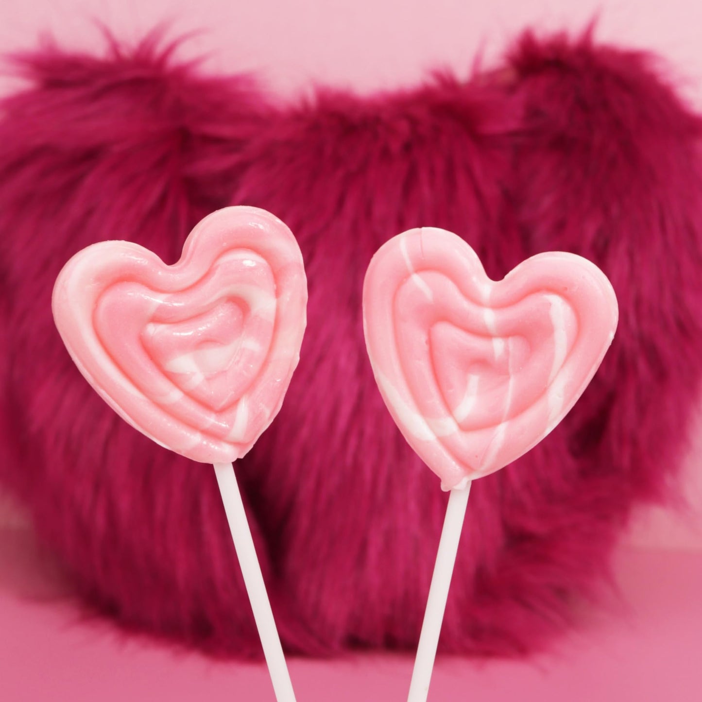 Sweetzo Swirl Lollipops, Strawberry Flavored, 24 Individually Wrapped Suckers, 15.6 cm x 6.1 cm x 18 cm, Pink Heart