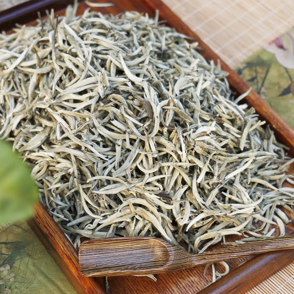 SANRAN Silver Needle White Tea Loose Leaf, Premium Yunnan Bai Hao, Low Caffeine, 5.29oz