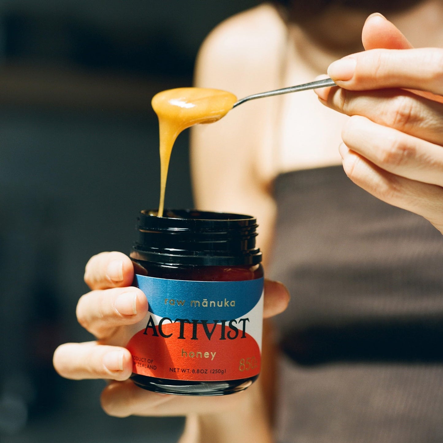 ACTIVIST Raw Manuka Honey 850+MGO | Product of New Zealand | Certified Non-GMO | BPA-Free Jar (8.8 oz| 250 g)