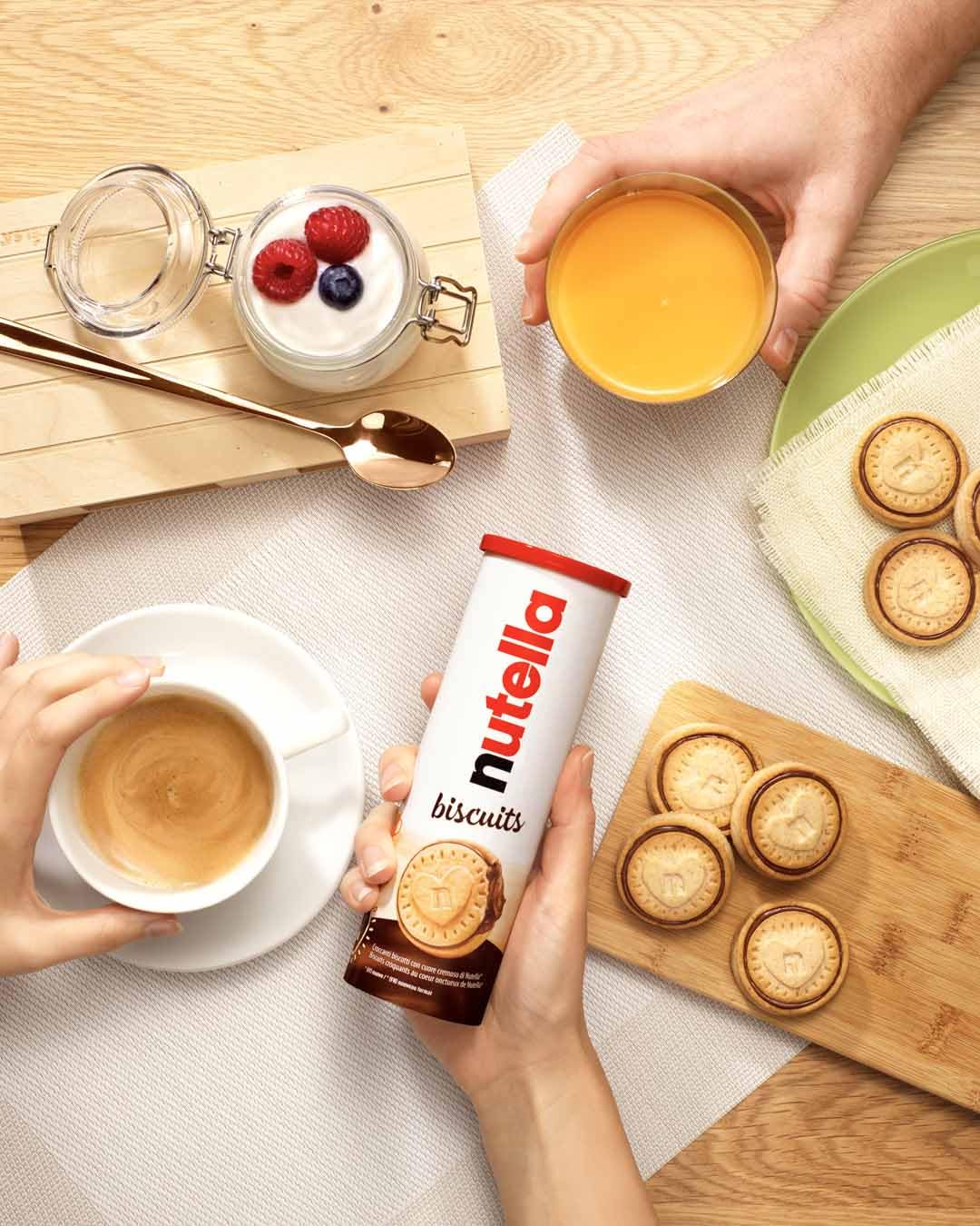 Nutella Biscuits Tube Filed Inside With Chocolate 166 Gram