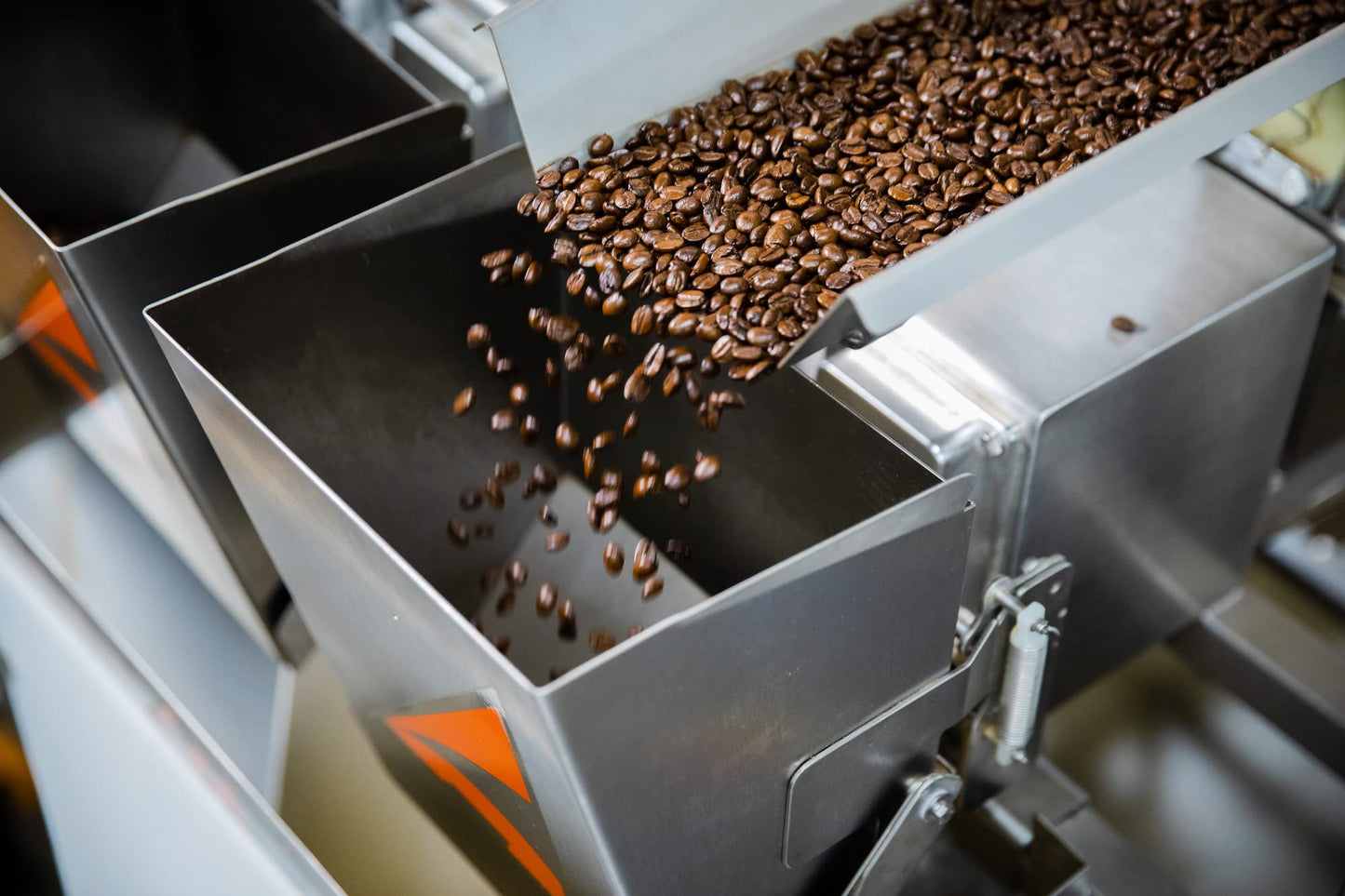 Independence Coffee Co. Texas Two Step Caramel, Vanilla, And A Hint Of Pecan Flavored Light Roast Whole Bean Coffee, 24 Ounce Ba