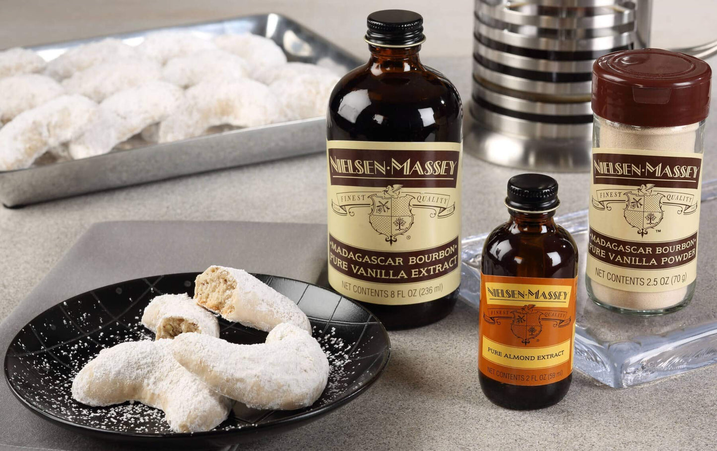 Nielsen-Massey Pure Almond Extract for Baking and Cooking 4 Ounce Bottle