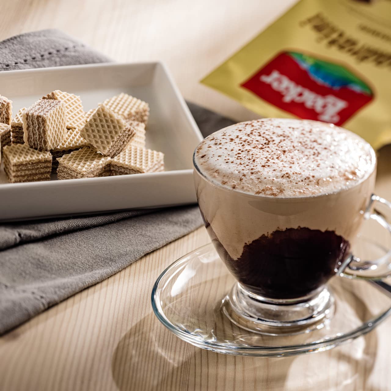 Loacker Wafer Quadratini Tiramisu, 7.76 oz (14310)