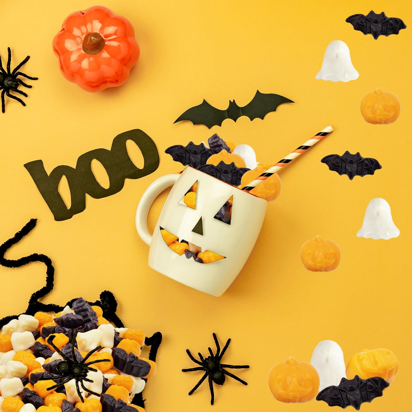 Fruidles Halloween Ghoulish, Ghosts, Bats, and Pumpkin Gummies, Fun And Festive Holiday Snacking (2 Pounds)