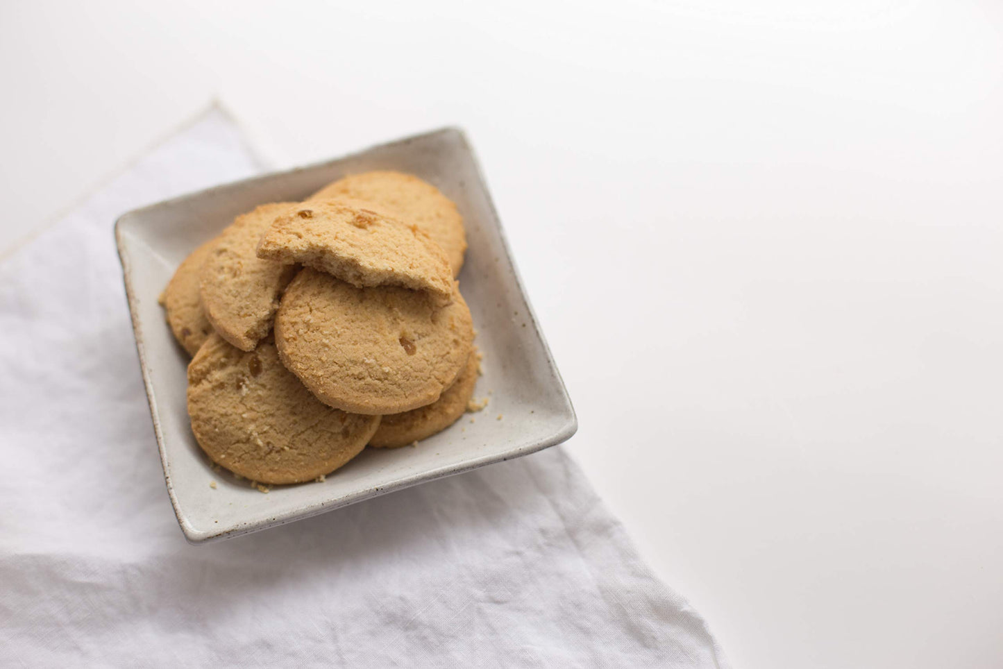 Walker s Shortbread Gluten Free Ginger & Lemon Cookies, All-Butter Shortbread Cookies, 29.4 Oz (Pack of 6)