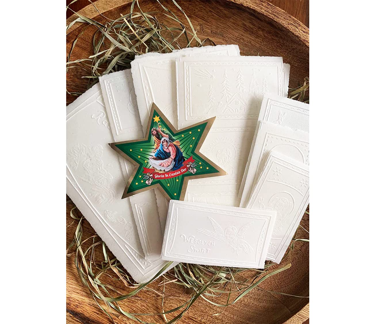 Traditional Polish Christmas Wafers Oplatki Set Of 30 (12 Large & 18 Small). Product Of Poland. By Granda.