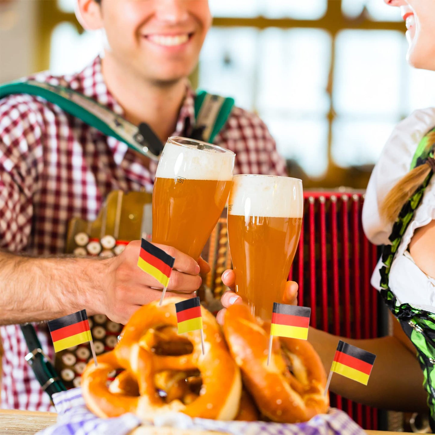 100 Pieces Oktoberfest Picks Party Accessory, Disposable Bavarian Flag Cupcake Topper Decoration in the Style of an Oktoberfest