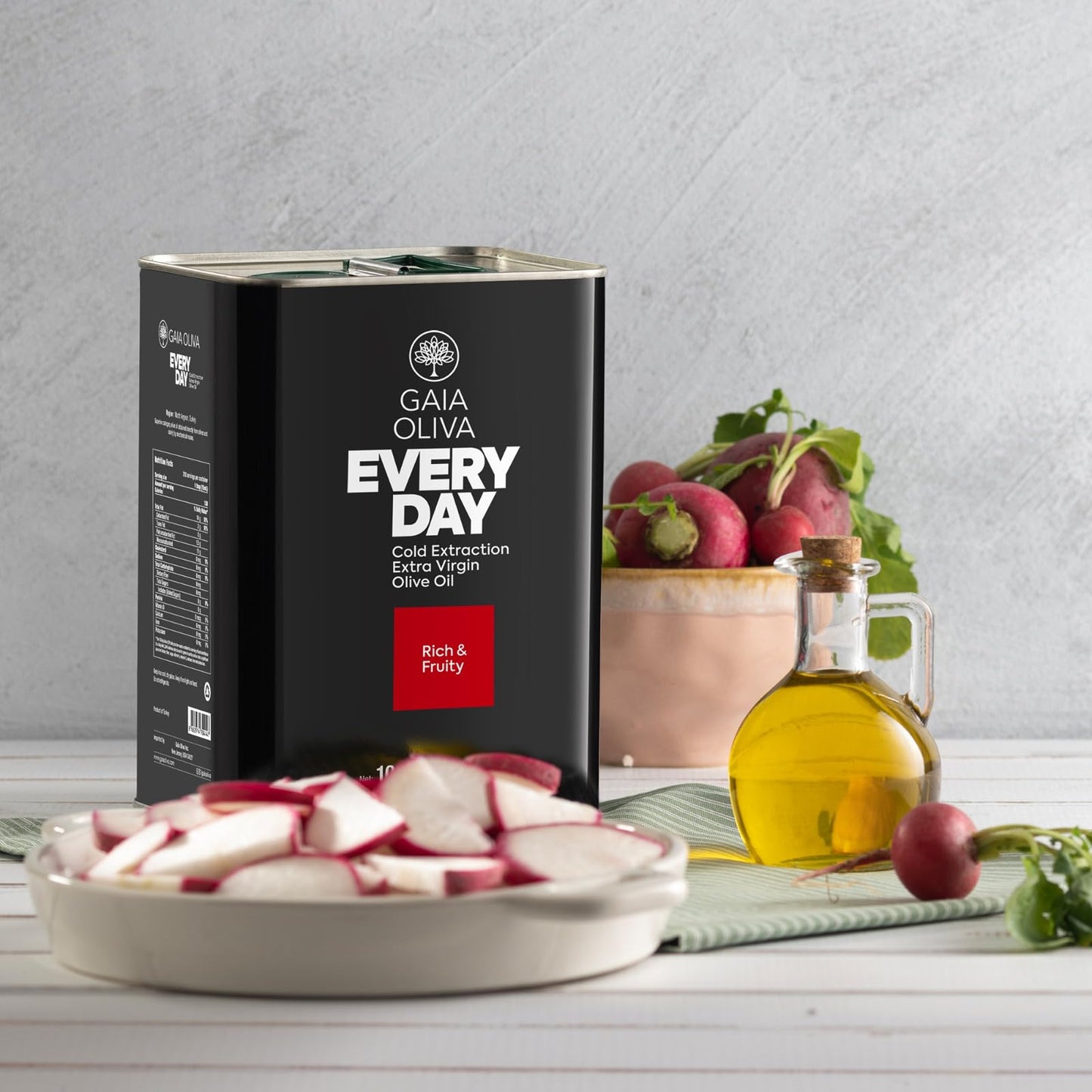 Gaia Oliva Everyday Extra Virgin Olive Oil, Cold Pressed, Single Origin, Kosher, Delicate, Smooth Fruity Flavor, 2022 Harvest Ol
