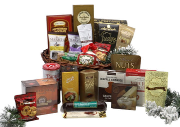 Gift Basket Village Large Gift Basket, Holiday Plaid, Old Fashioned Christmas Design