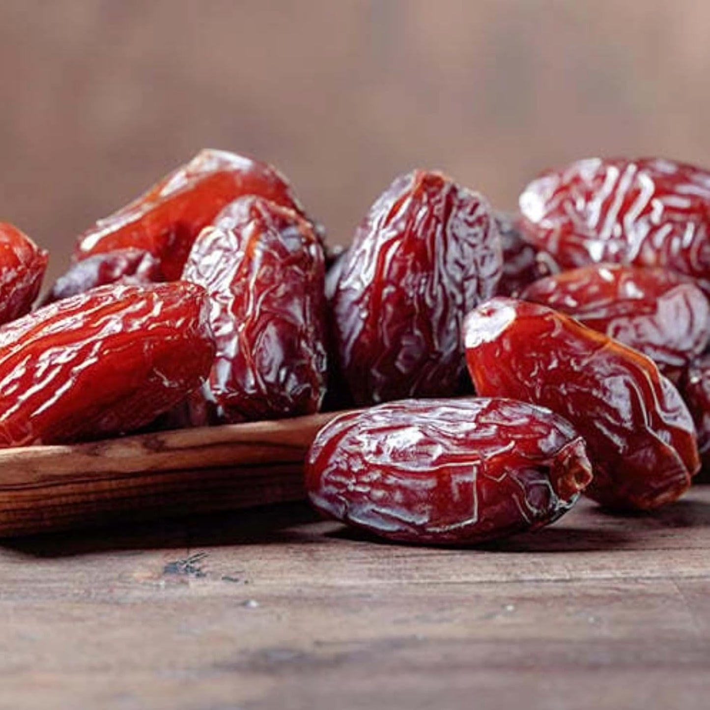 Anna And Sarah 5 Lbs Organic Medjool Dates, Kosher, No Sugar Added Natural Dried Dates In Resealable Bag, 80 Oz