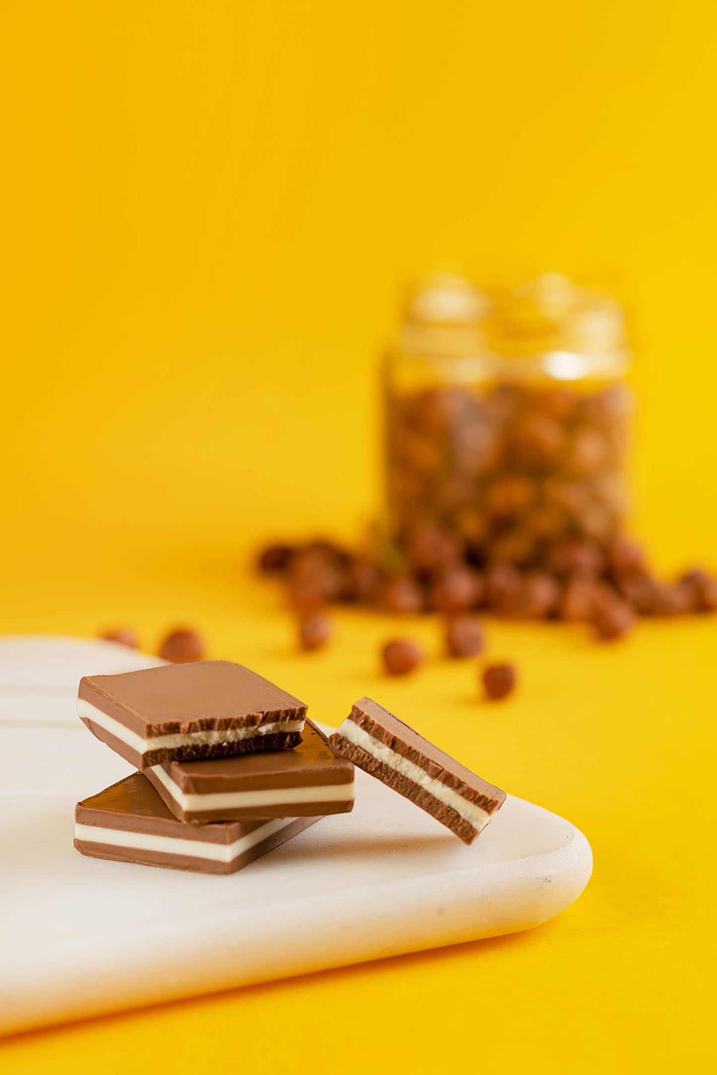 Cremino Bicolor Chocolate Jar | Hazelnut & Milk Chocolate Flavored Bars | Fine Taste | 50 Total Bars | 32 Ounce (Pack Of 1)