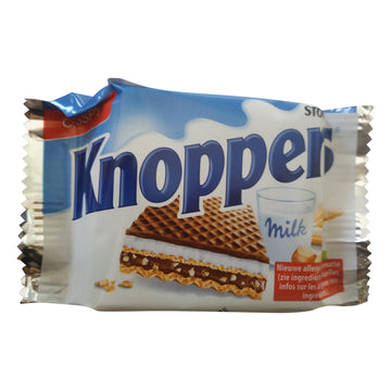 Knoppers Wafers | Knoppers Milk Hazelnut Wafer | Crispy Wafer With Milky Hazelnut Flavor | Knoppers Chocolate | 4.4 Ounce Total 