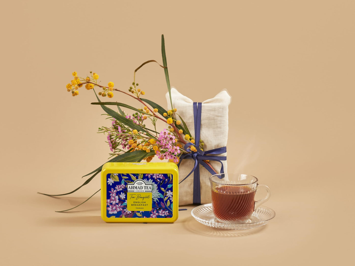 Ahmad Tea Bouquet English Breakfast Caddy | Gift | 10 Tea Bags Sachets