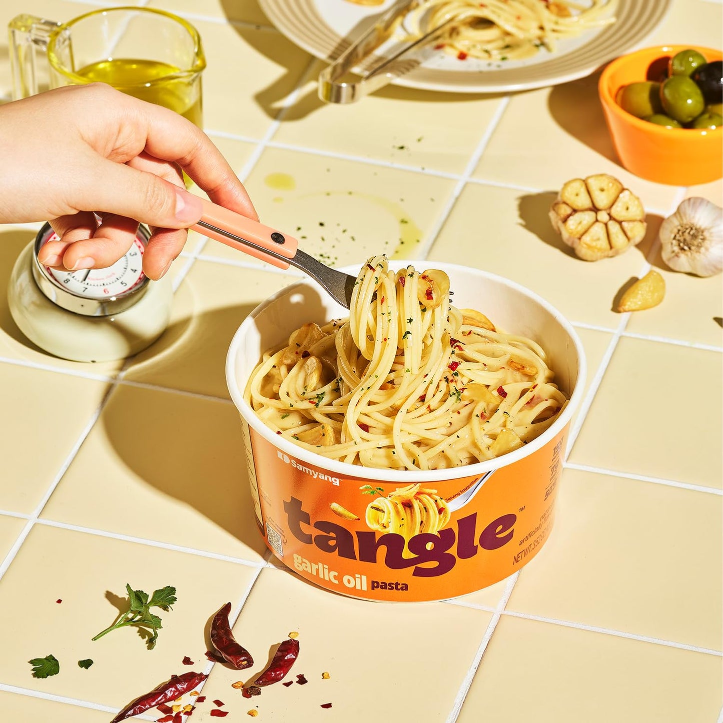 SAMYANG Tangle Garlic Oil Pasta Bowl Set, 3.52 oz (100g) x 6 Bowls, 45.72 cm Height