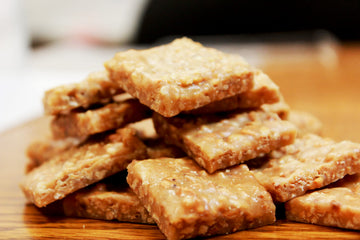 Gourmet Macadamia Brittle By Its Delish, 2 Lbs Bulk Bag | Handmade Old-Fashioned Style | Beautiful & Delicious Square Cut Pieces