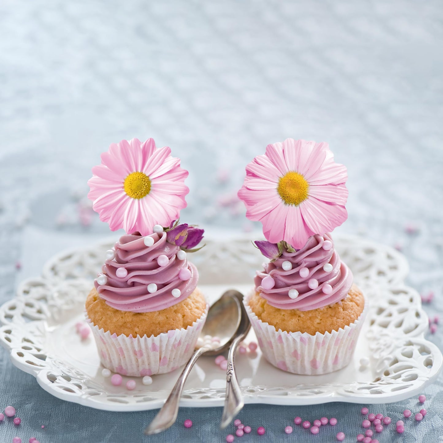 Foowztao Edible Daisy Cupcake Toppers - 60 Pcs Wafer Paper Flower Decorations for Birthday & Wedding, Pink