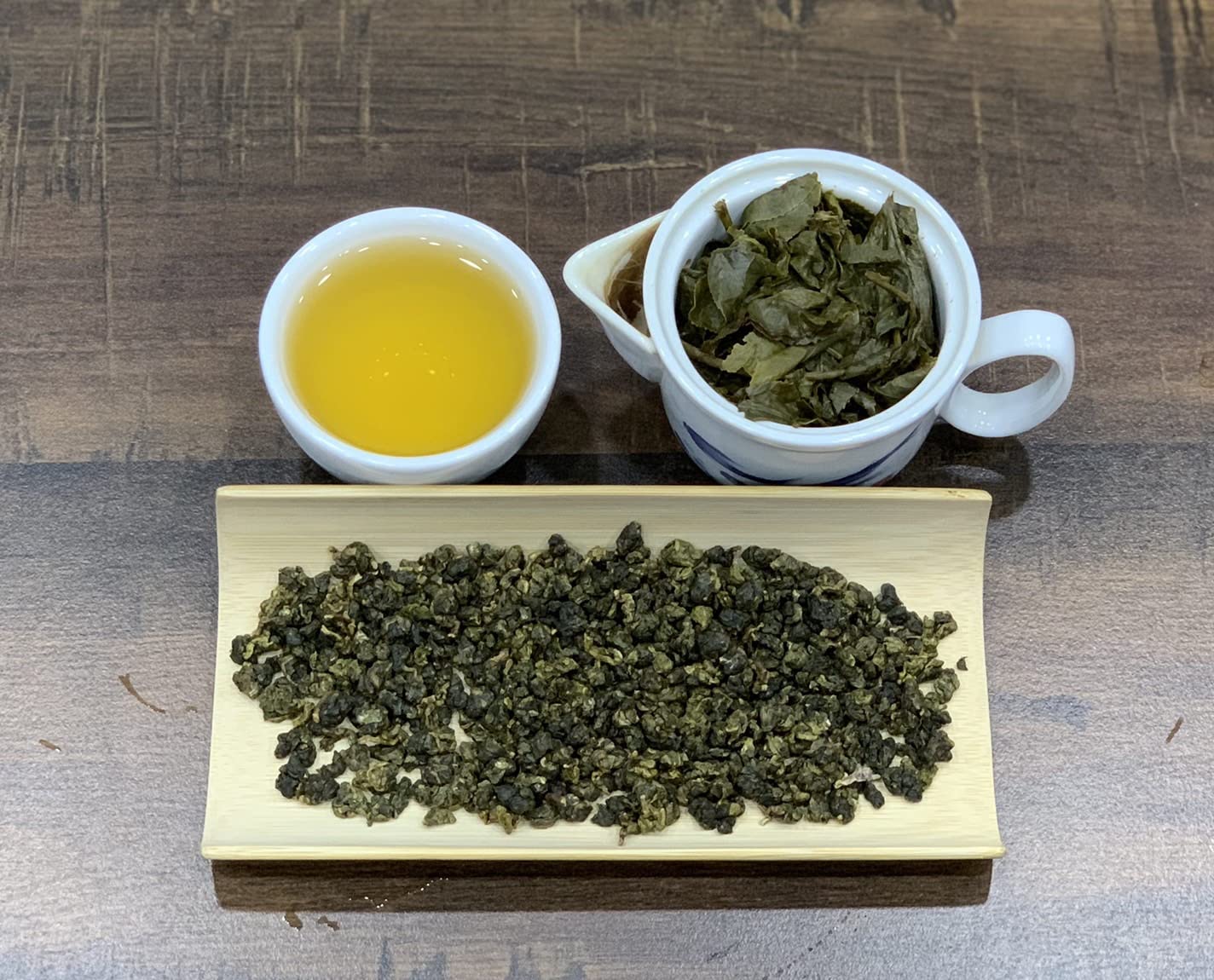 Xin Qing Dong Ding Oolong Tea Dongding Oolong Tea Tung Ting Oolong Tea Taiwan High Mountain Oolong Tea Taiwan Gaoshan Ulong Tea