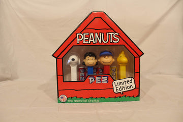 Pez Peanuts Limited Edition Gift Set (Snoopy, Woodstock, Charlie Brown & Lucy)
