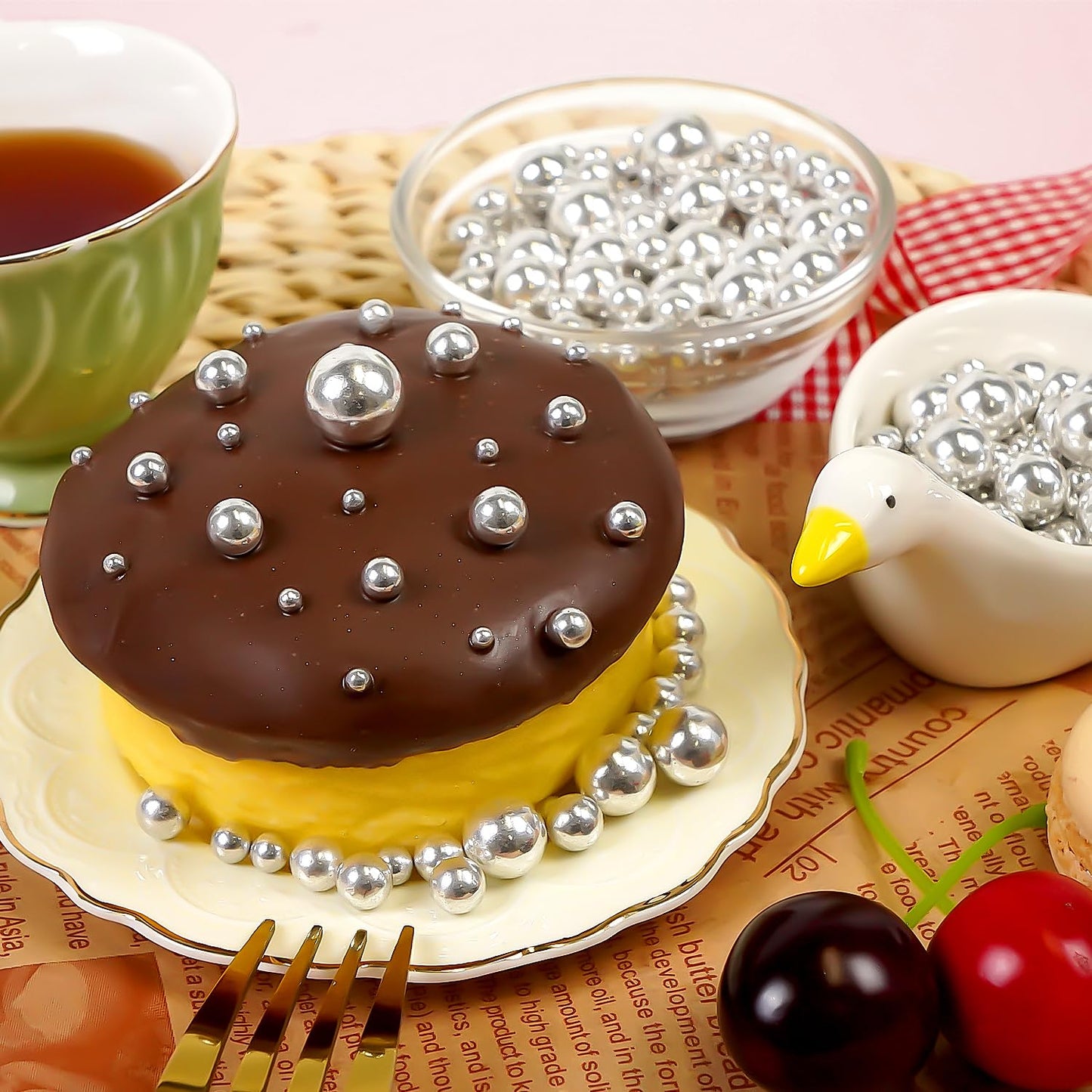 Joyvitas Silver Pearl Sugar Sprinkles, Edible Cake Decorations, 150g/5.29oz, Perfect for Cupcakes, Weddings, Holidays, and Parties