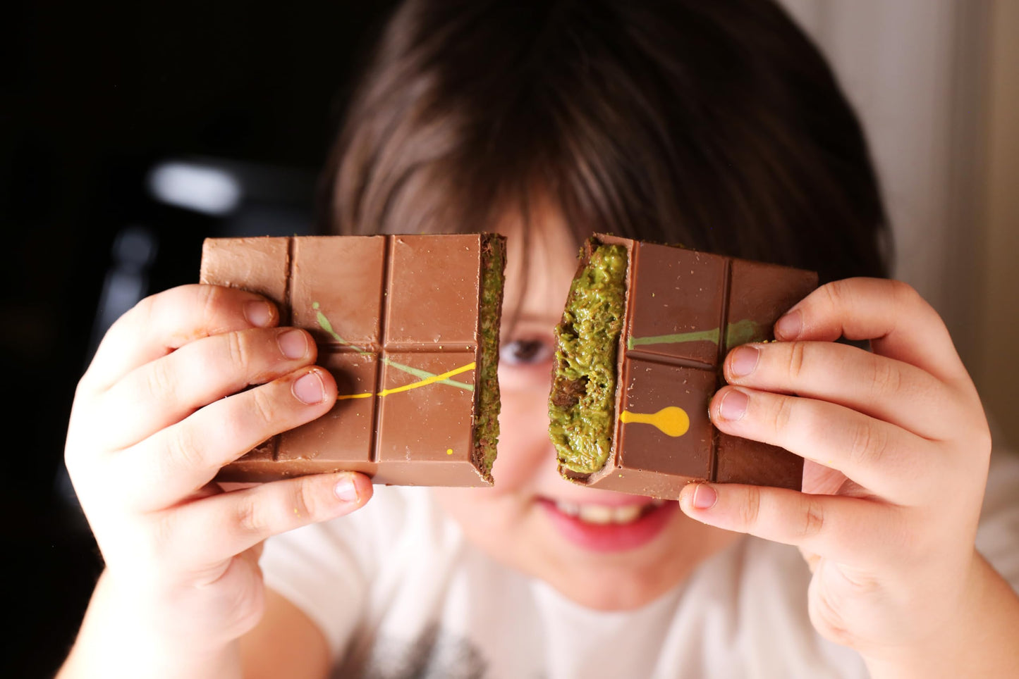 Narperi Chocolate Bar with Pistachio Cream and Kunafah - 7 oz Full Size