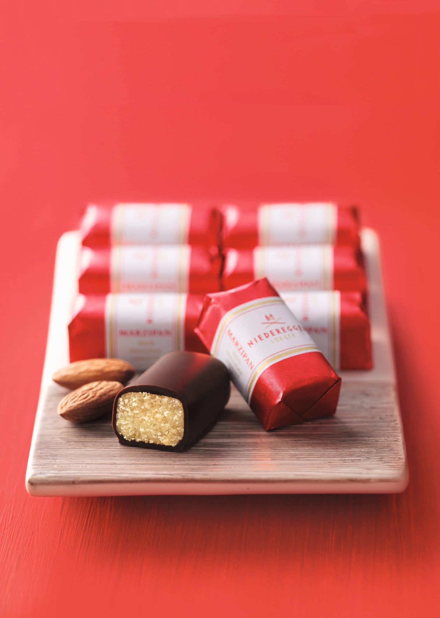 Niederegger Classic Marzipan Gift Box | Pure German Marzipan Covered in Crisp and Dark Chocolate | 8 Pieces Per Box | Kosher | 1