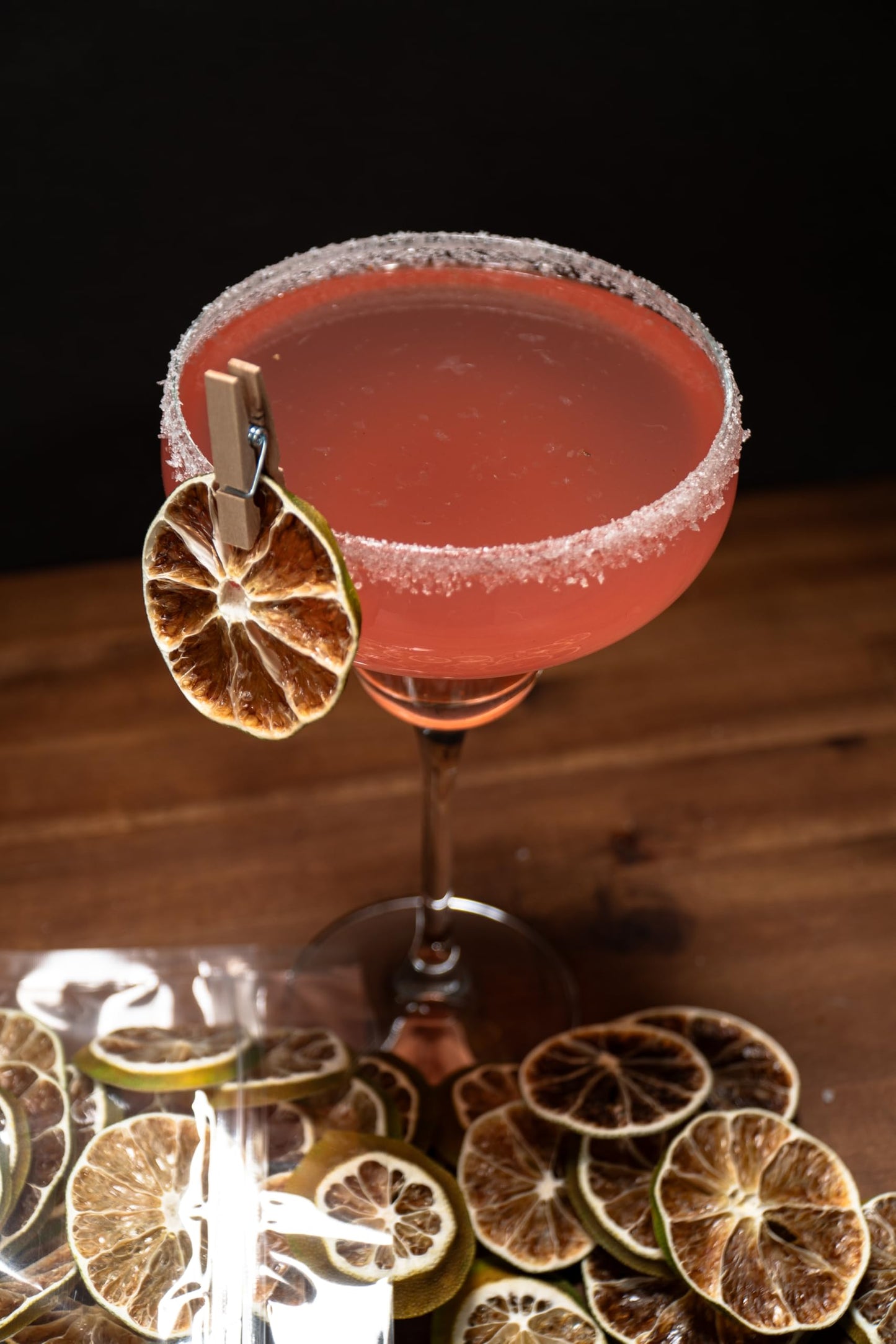 LAVA Premium Dried Lime Slices, 100% Natural Dehydrated, 3oz/85g, Perfect for Cocktails and Cake Decoration