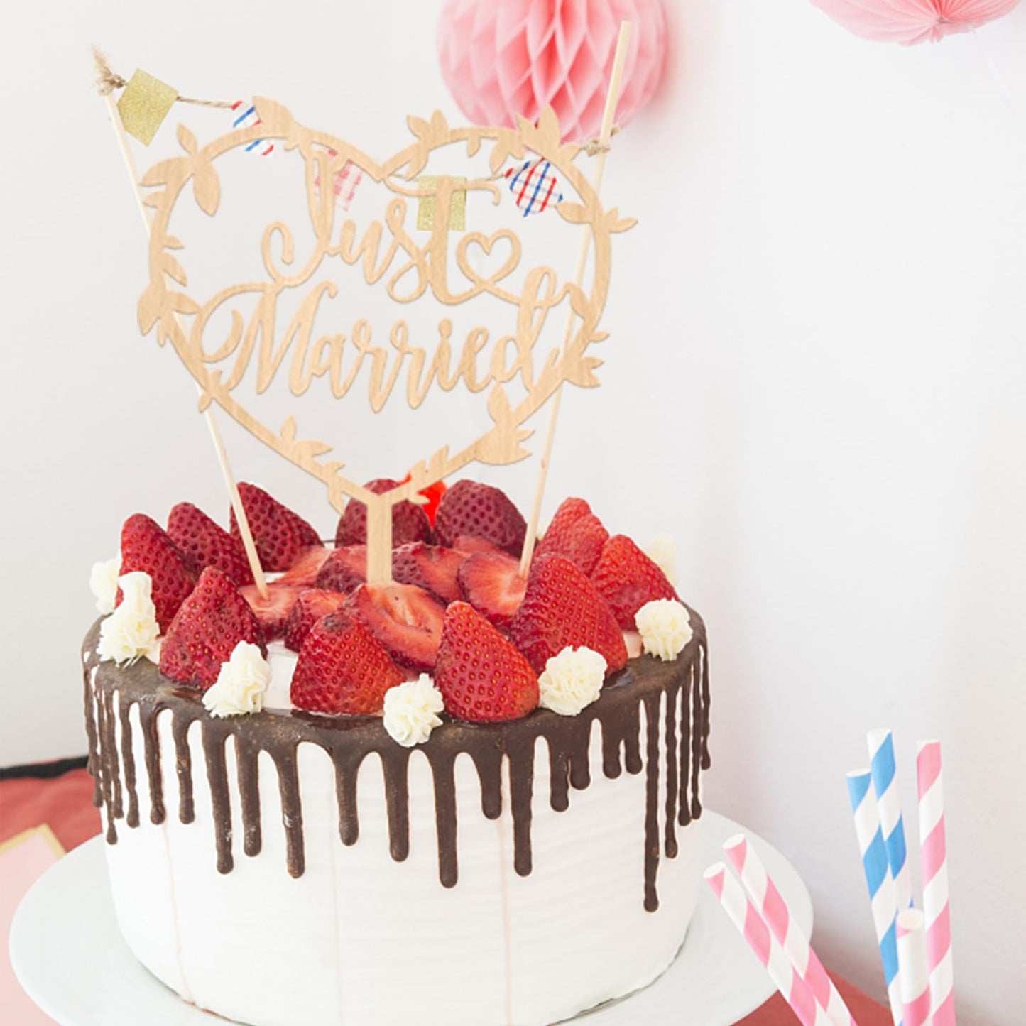 1 Pack Just Married Cake Topper Glitter Wooden Leaves Wedding Engagement Cake Pick Mr And Mrs Love Heart Cake Decoration For Bri