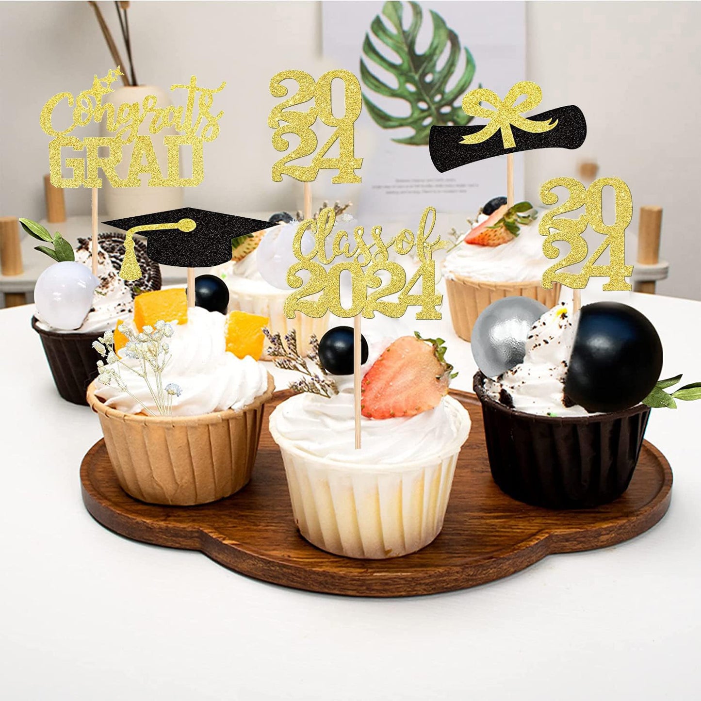 40 Pieces 2024 Graduation Theme Paper Cupcake Decoration Flash Grade 2024 Graduation Hat Certificate Paper Cupcake Selection 202