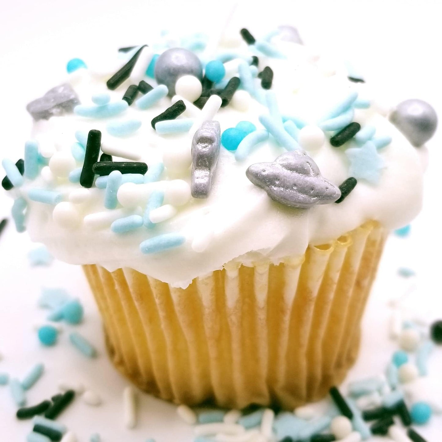 Ncs Blue, Silver, White, And Black Ufo Spaceship Edible Candy Sprinkles, 8 Ounces - Great For Cupcakes, Cookies, Cakes, Cakes Po