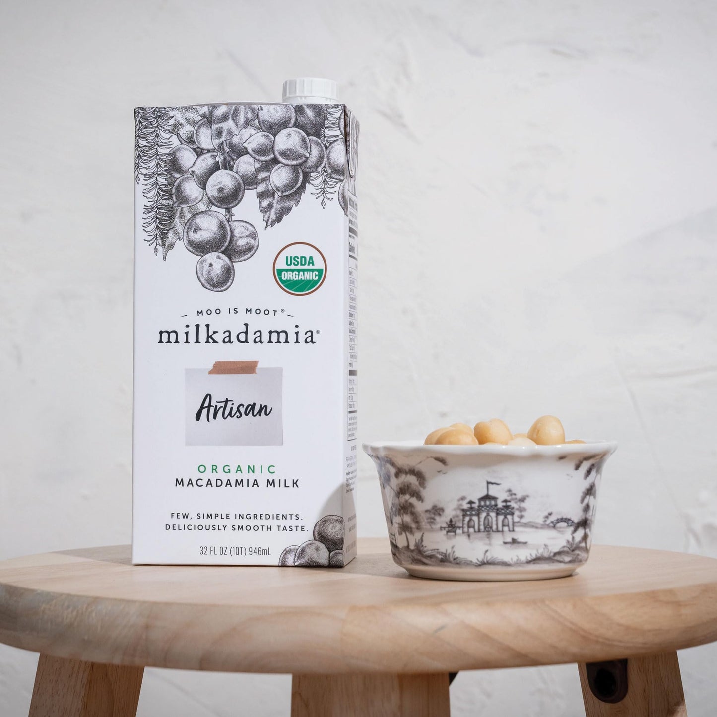 Milkadamia Macadamia Milk, Kosher, USDA Certified Organic, Gluten Free & Non-GMO, 32 Fluid Ounce (Pack of 6)