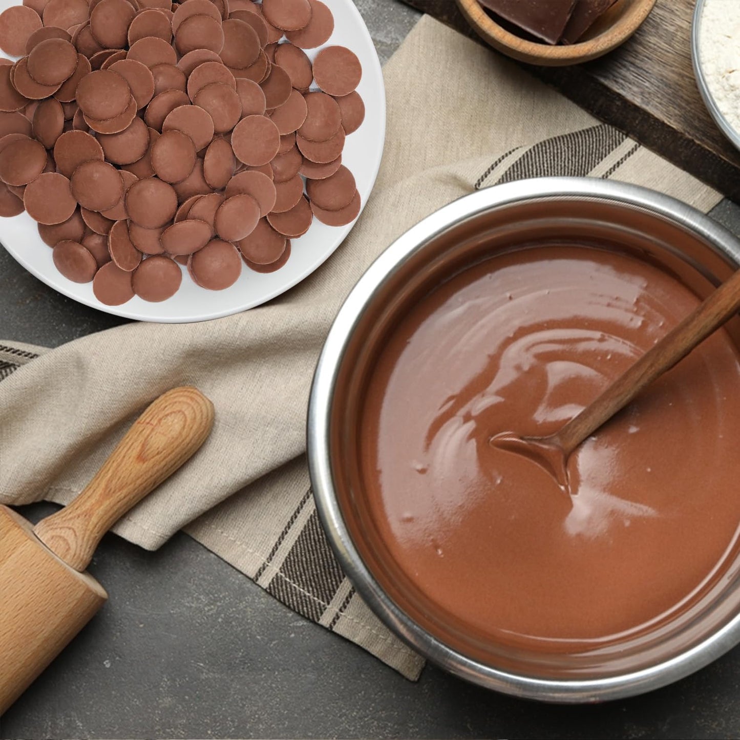 4 LB Resealable Bag Milk Chocolate Lite Cocoa Melting Wafers  Easy Melt Candy Coating Chocolate for Baking  Cake Pops  Candy Making  Dipping  Decorating  No Tempering Required  Bulk Holiday Supplies
