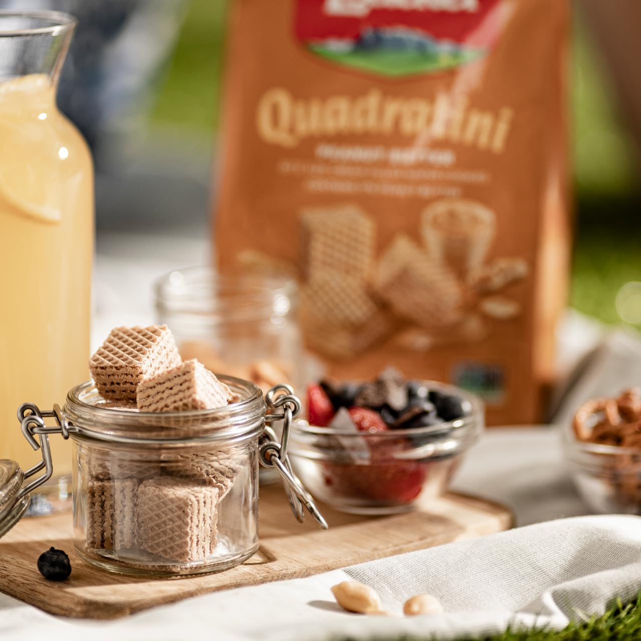 Loacker Quadratini Peanut Butter bite-size Wafer Cookies - 30% Less Sugar - Premium Crispy Wafers with Peanut Butter cream filli