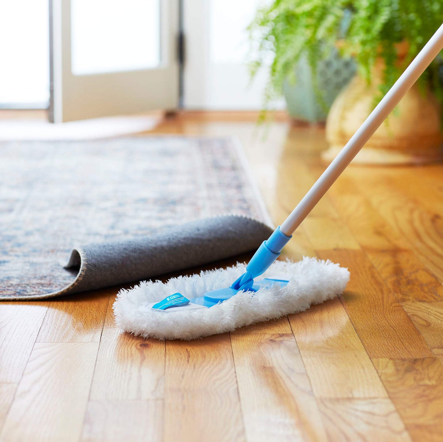 E-Cloth Flexi-Edge Floor & Wall Duster, Reusable Dusting Mop For Floor Cleaning, 200 Wash Guarantee, 1 Pack