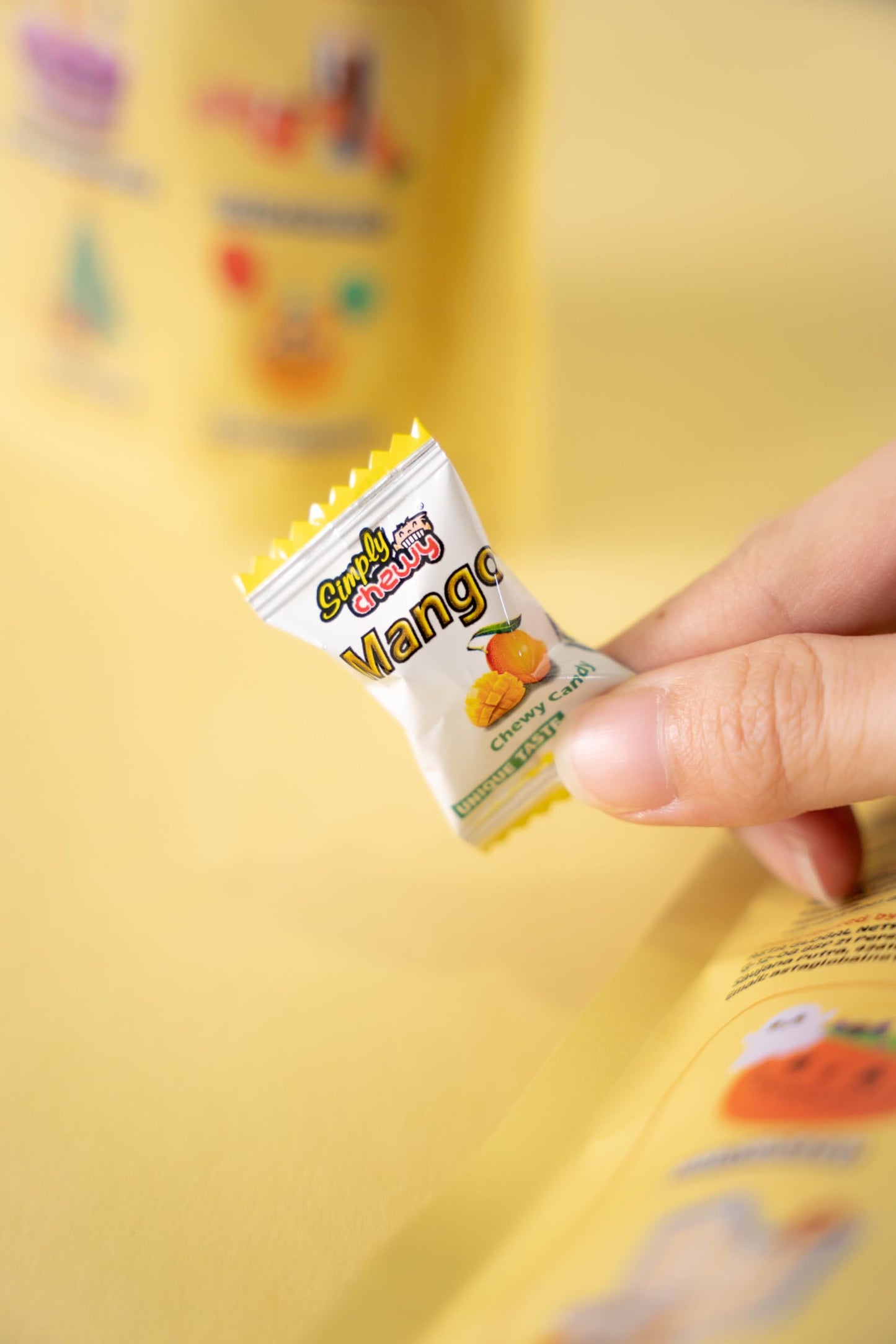 Veffero Simply Chewy Mango Flavored Chewy Candy, 192G Individually Wrapped Mango Chewy Candy (Mango)