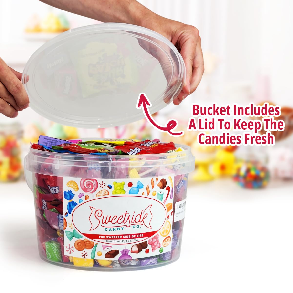 SWEETSIDE CANDY CO. Bulk Candy Variety Pack - 4 Pound Assorted Candy Box for Parties, Kids, College Students & Adults - Gold Gift Basket
