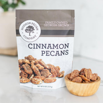 HUDSON PECAN COMPANY: Cinnamon Candied Pecans | Georgia Grown Family Owned. Cinnamon & Sugar Candy Coated  Expertly Baked to Perfection  (Perfect for Salads  Baking  Snacking & Gifting)  8oz