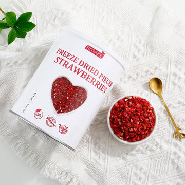 Premium Freeze Dried Strawberries Pieces 16 Oz/1 Lb/454g,Frozen Dried Strawberry,100% Natural & No Additives.
