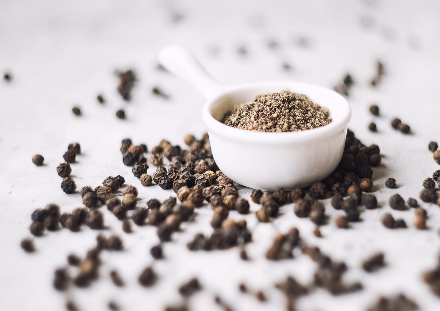 Food To Live - Organic Black Pepper, 8 Ounces - Whole Dried Peppercorns, Non-Gmo, Kosher, Vegan, Bulk, Great For Spicing And Seasoning, Perfect For Grinder Refill