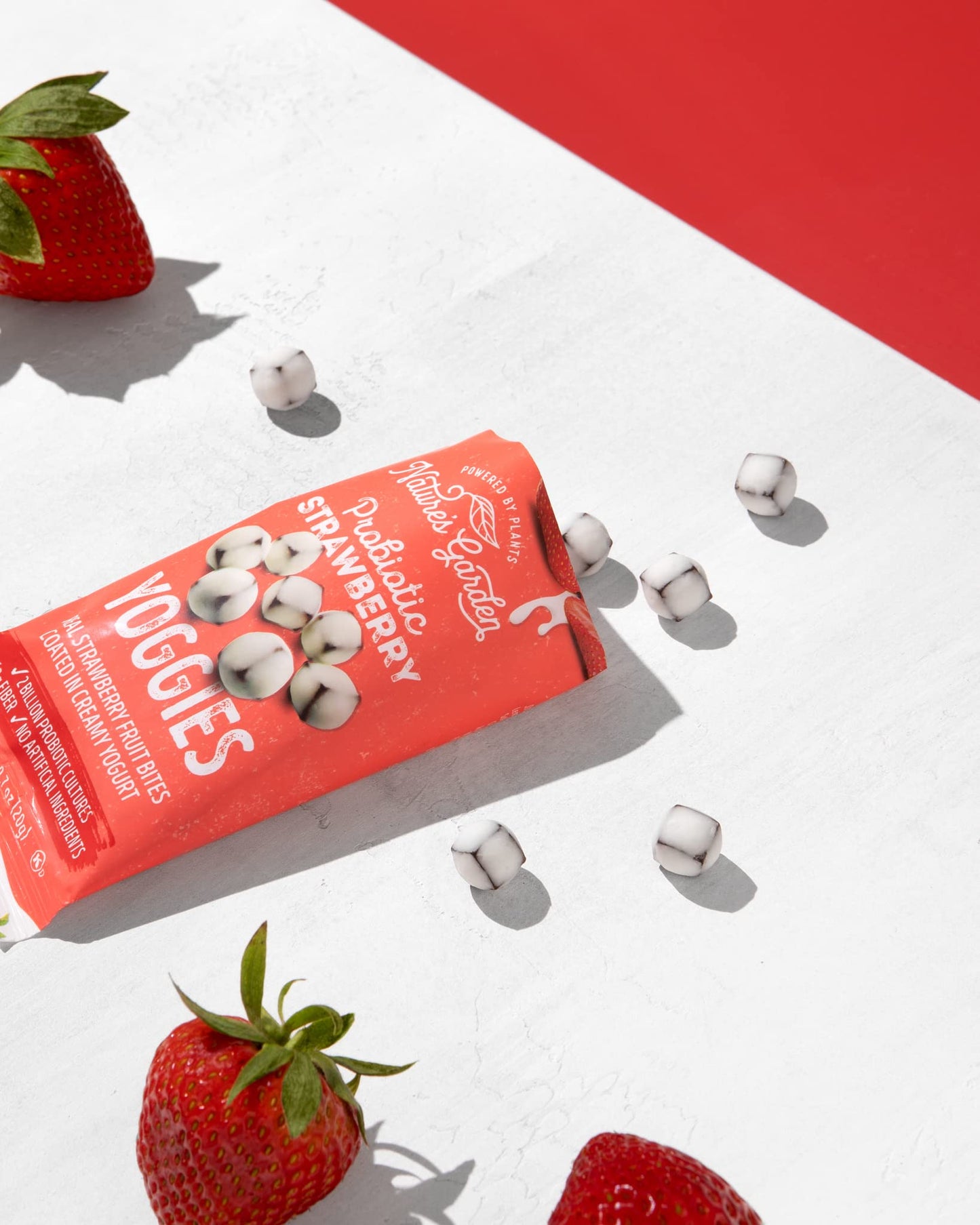 Natures Garden Probiotic Strawberry Yoggies, 21oz (30 x 0.7oz), Yoggie Bites Strawberry Strawberry Yogurt Covered Snack Pack, H