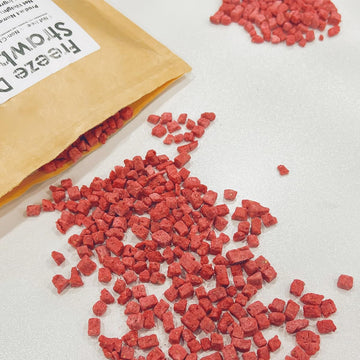 Premium Freeze Dried Strawberries Pieces 8.8 Oz/250G, Crispy Diced Strawberries Dried, 100% Natural & No Additives, No Sugar (8.