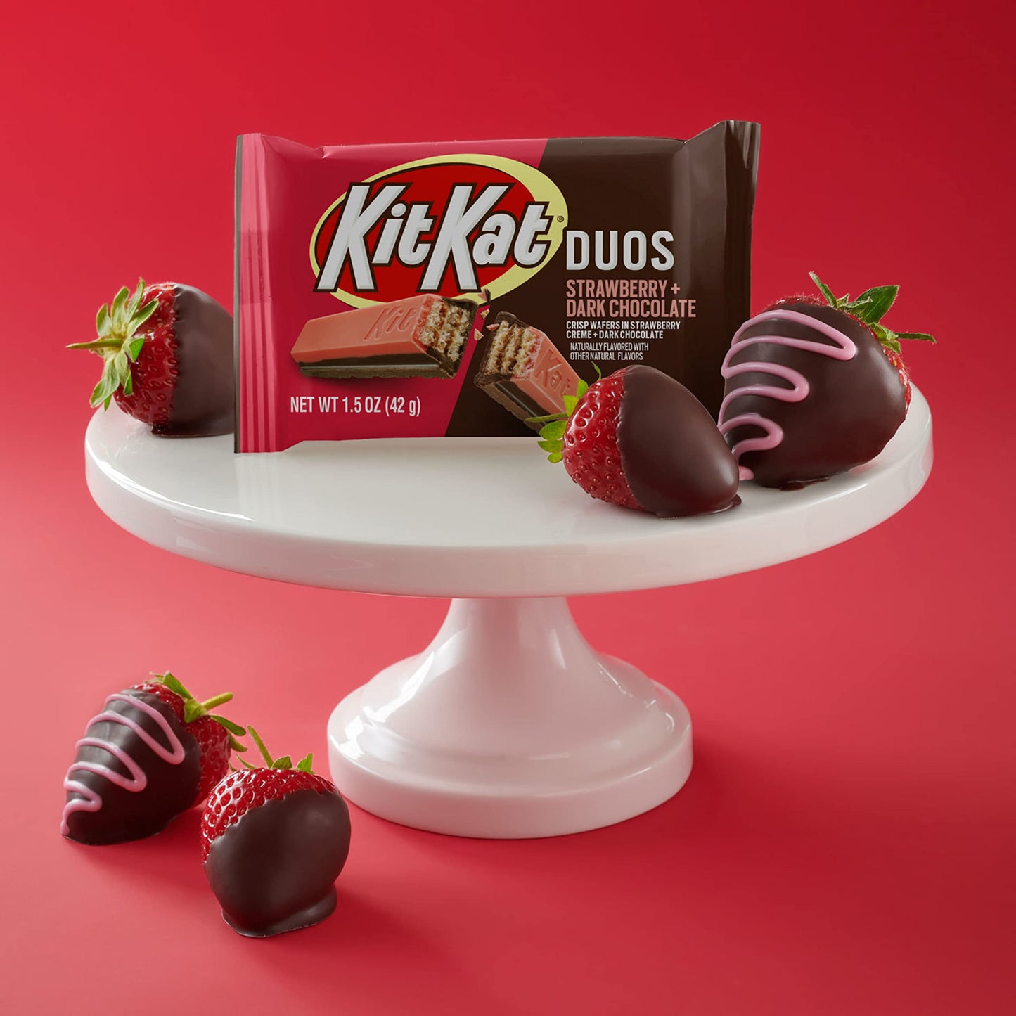 KIT KAT DUOS Chocolate Strawberry Creme Wafer Candy Bars, 1.5 oz (24 Count)