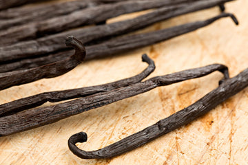 VANILLA BEAN PROJECT Organic Vanilla Bean Paste - Pure Vanilla for Baking, 4 Ounces