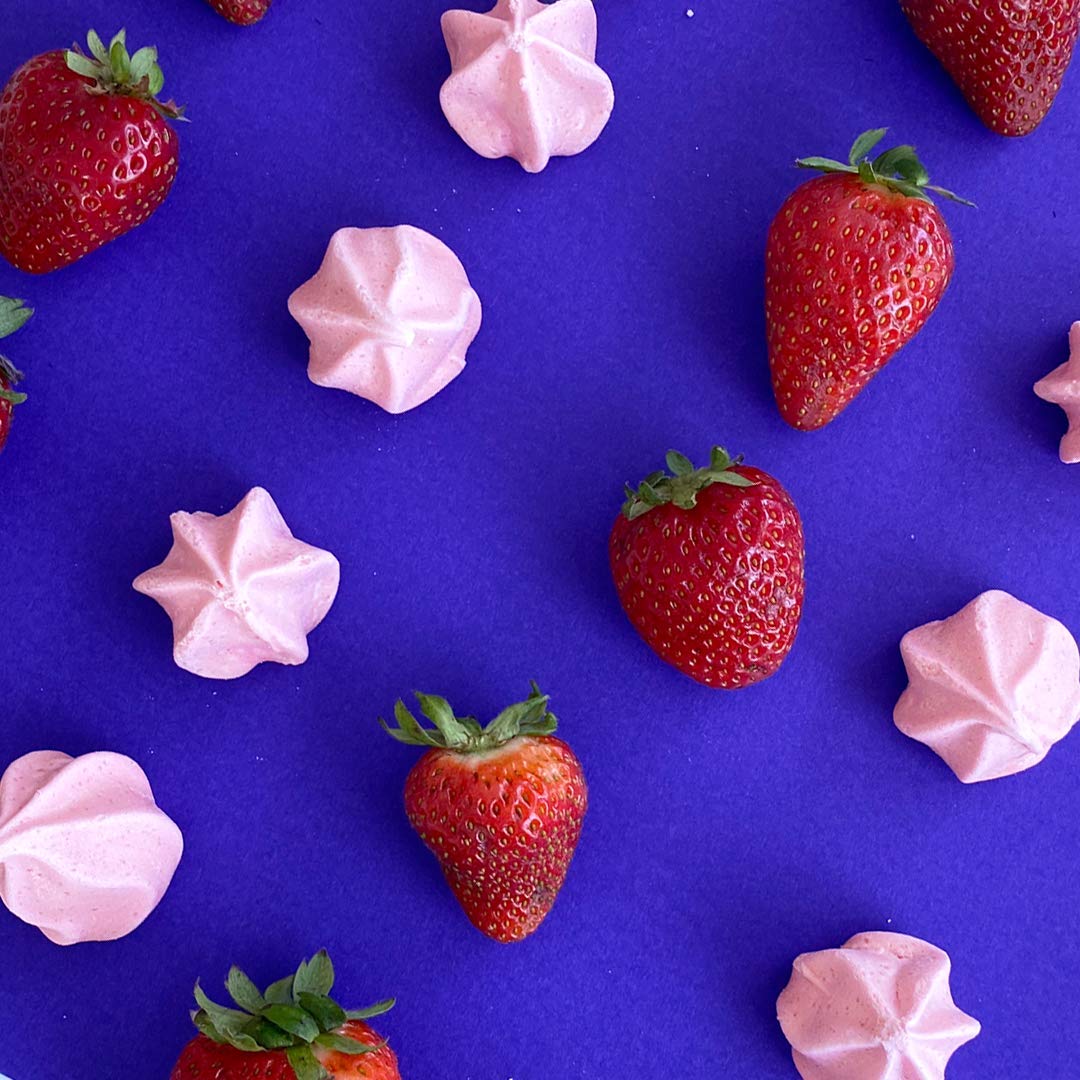 Krunchy Melts Original Meringue Cookies | Strawberry Flavor | Only 80 Calories Per Serving | Fat Free, Gluten Free, Dairy Free (