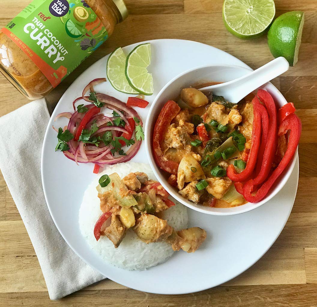 Yai's Thai Red Coconut Curry Sauce 16 Ounce Jar